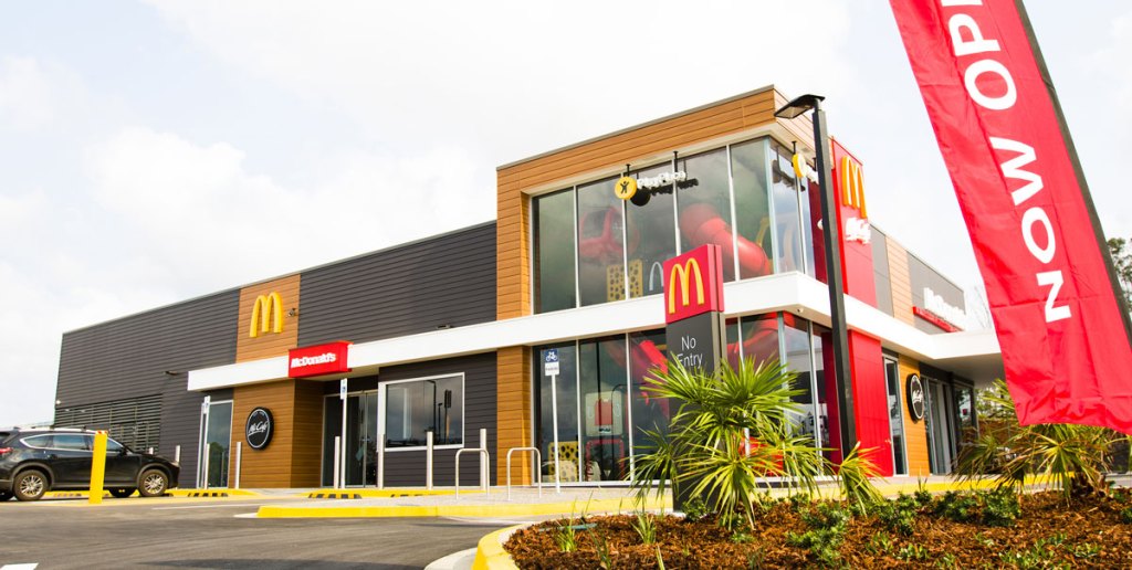 McDonalds-opening-Flagstone